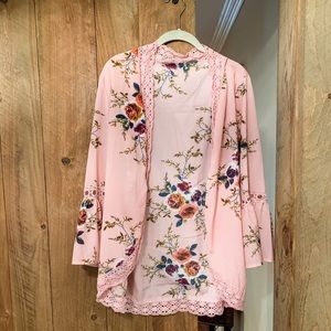 Bell sleeve pink floral kimono